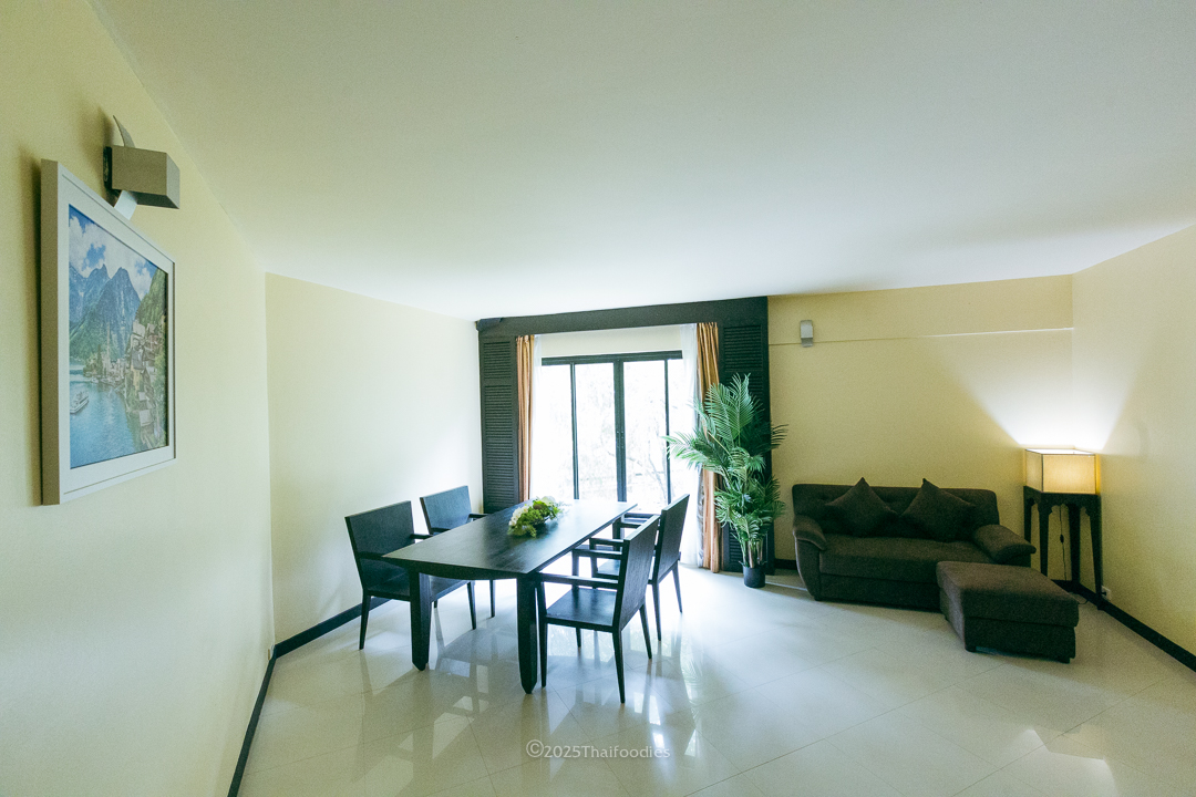 suite rooms (1 bed room + 1 living room) (2)